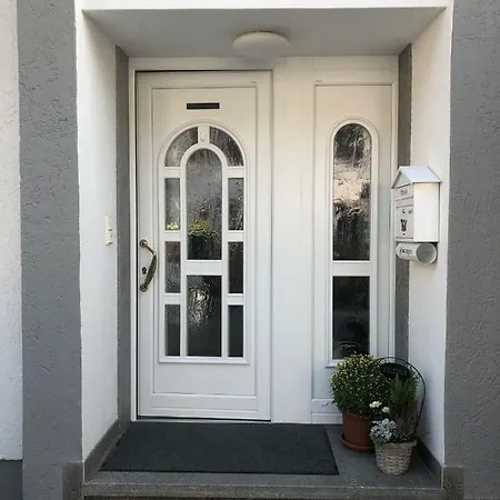 Ferienwohnung Messewohnung München Ost Forstern Exterior foto
